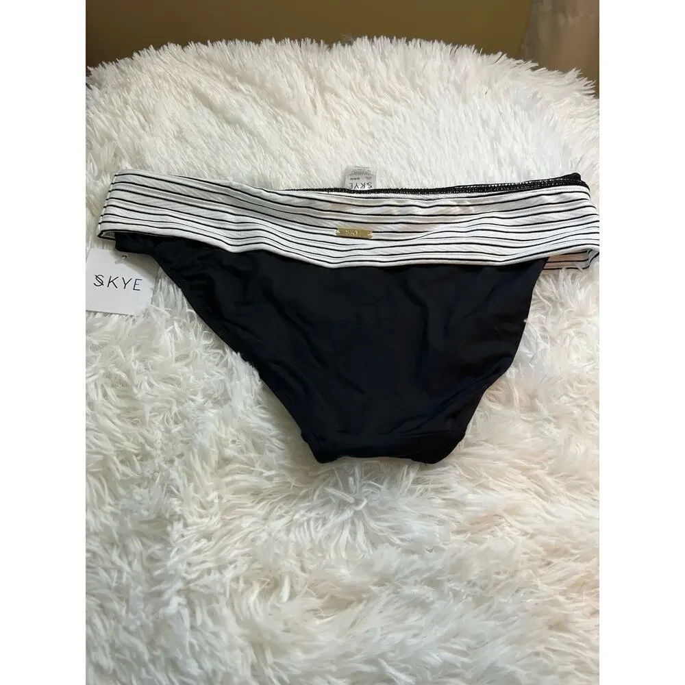 Skye Black and White Mid-waist Fold-In Bikini Bottom Size M